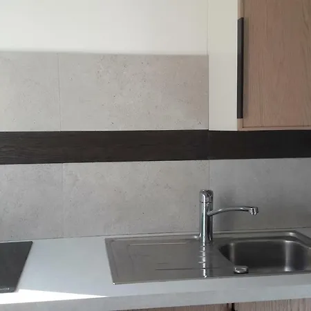 F2 Rigaud Au Calme Appartement *